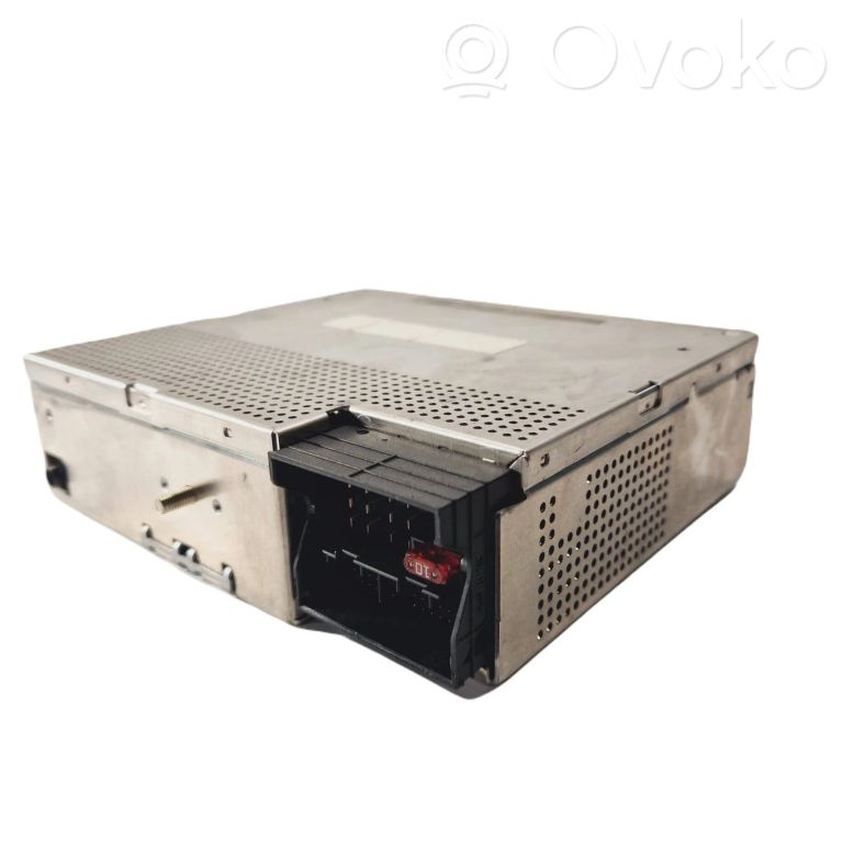 Радио / CD/DVD-плеер / навигация