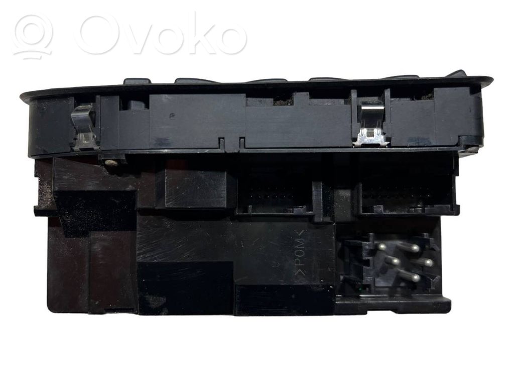 Переключатель стеклоподъемника