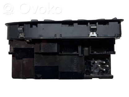 Переключатель стеклоподъемника