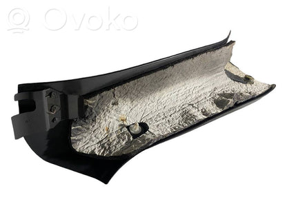 (D) statņa dekoratīvā apdare (augšdaļa)