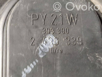 Aizmugurējais lukturis virsbūvē