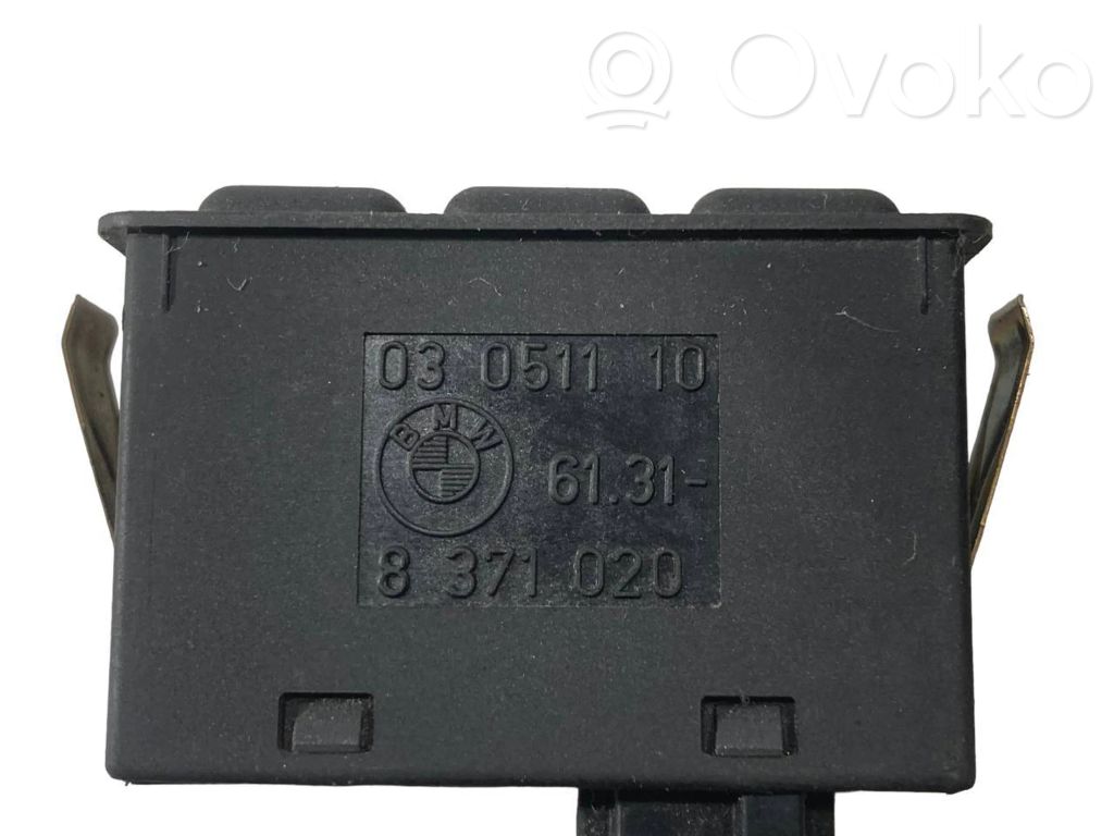 Window electric heating switch