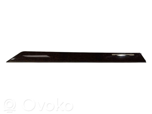 Молдинг задней двери