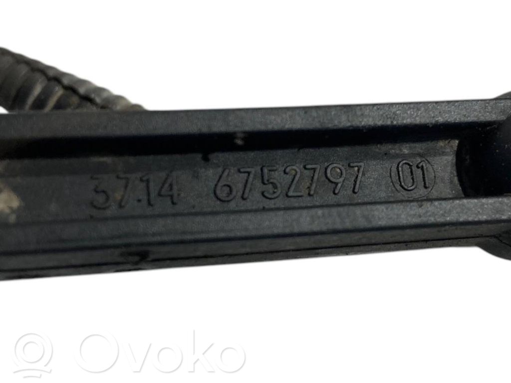 Augstuma sensors (priekšējo lukturu)