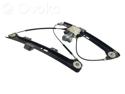 Priekšpusē elektriskā loga pacelšanas mehānisma komplekts