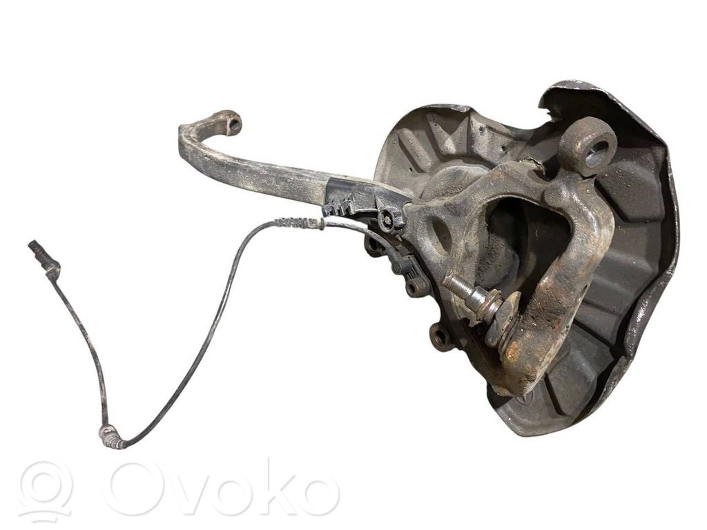 Priekšējā riteņa rumbas vārpstas šarnīrs (stupica, capfa)