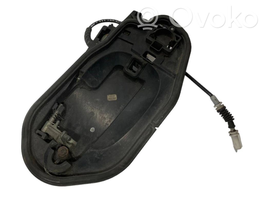 Holder/bracket for external opening handle at the back