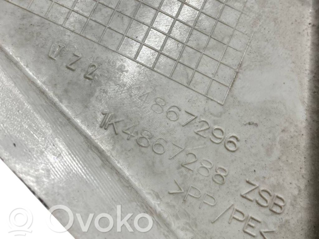 (D) statņa dekoratīvā apdare (augšdaļa)