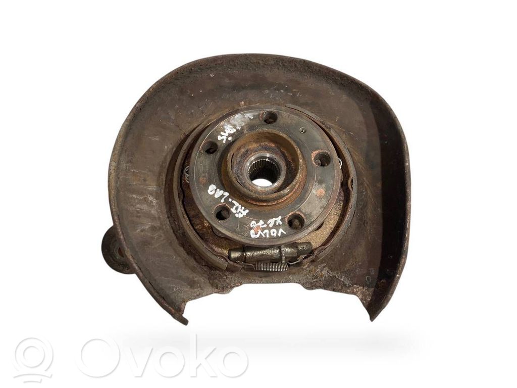 Aizmugurē riteņa rumbas vārpstas šarnīrs (stupica, capfa)