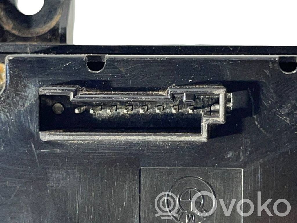 Multimediju kontrolieris