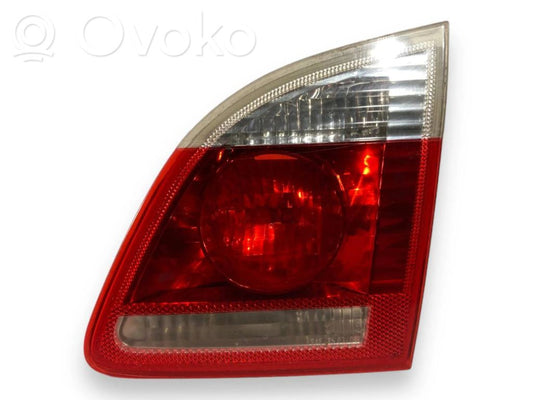 Taillight in the hood
