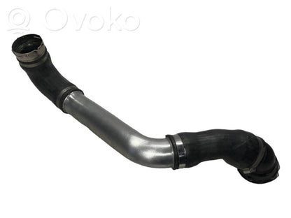 Шланг(и)/труба(ы) интеркулера