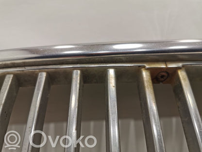 Priekšējais režģis