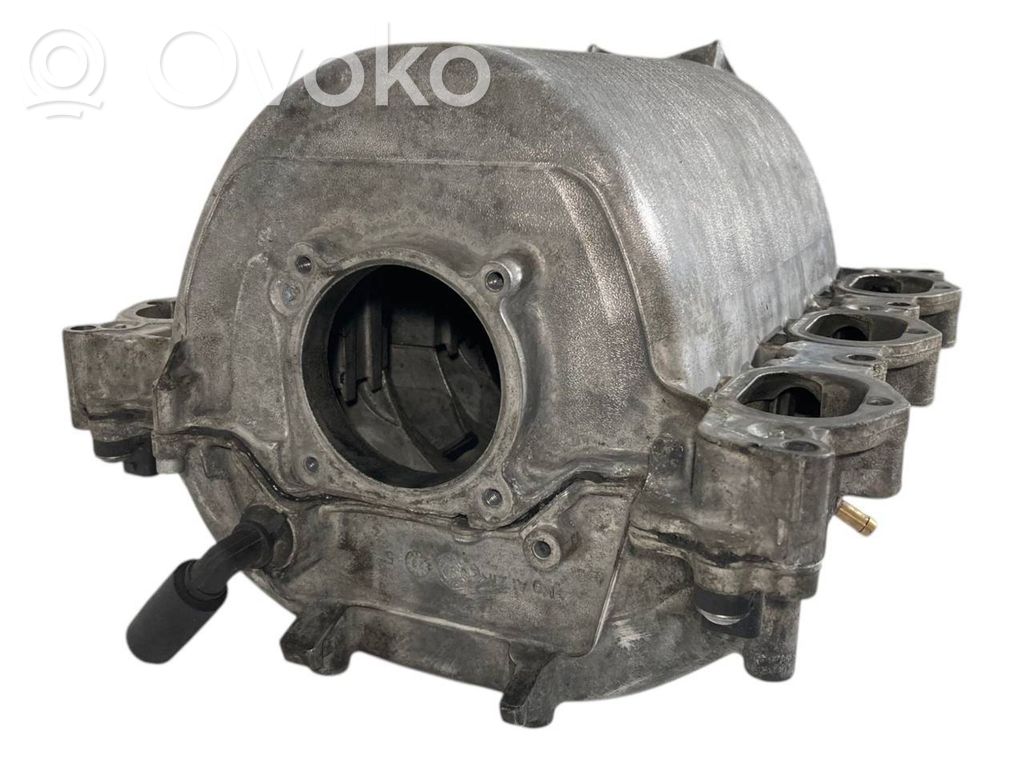 Впускной коллектор