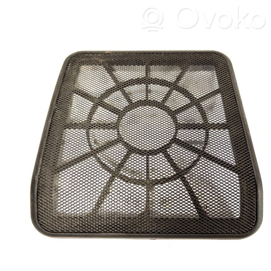 Декоративная отделка полочной акустической системы