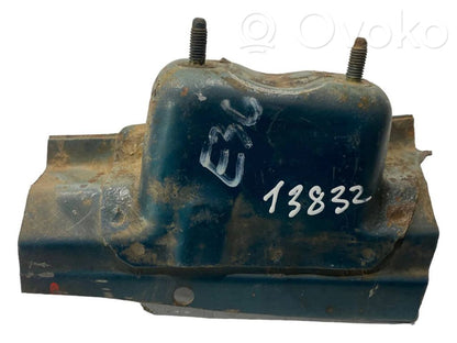 Stabilizer mount (front)