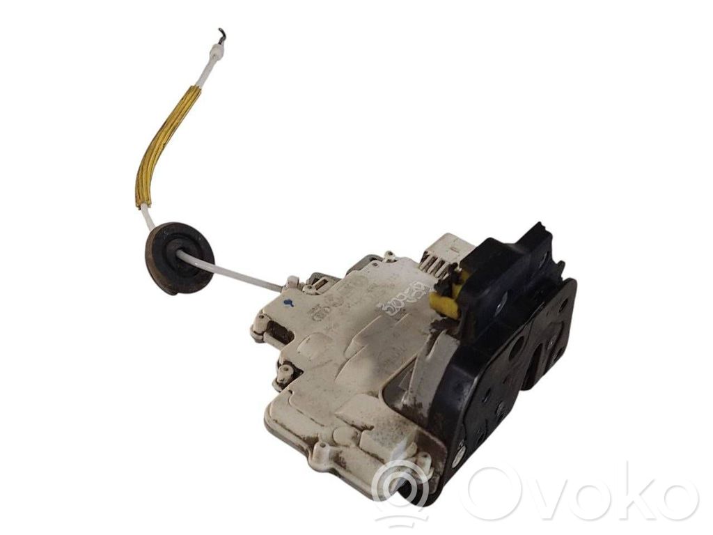 Aizmugurē slēdzene