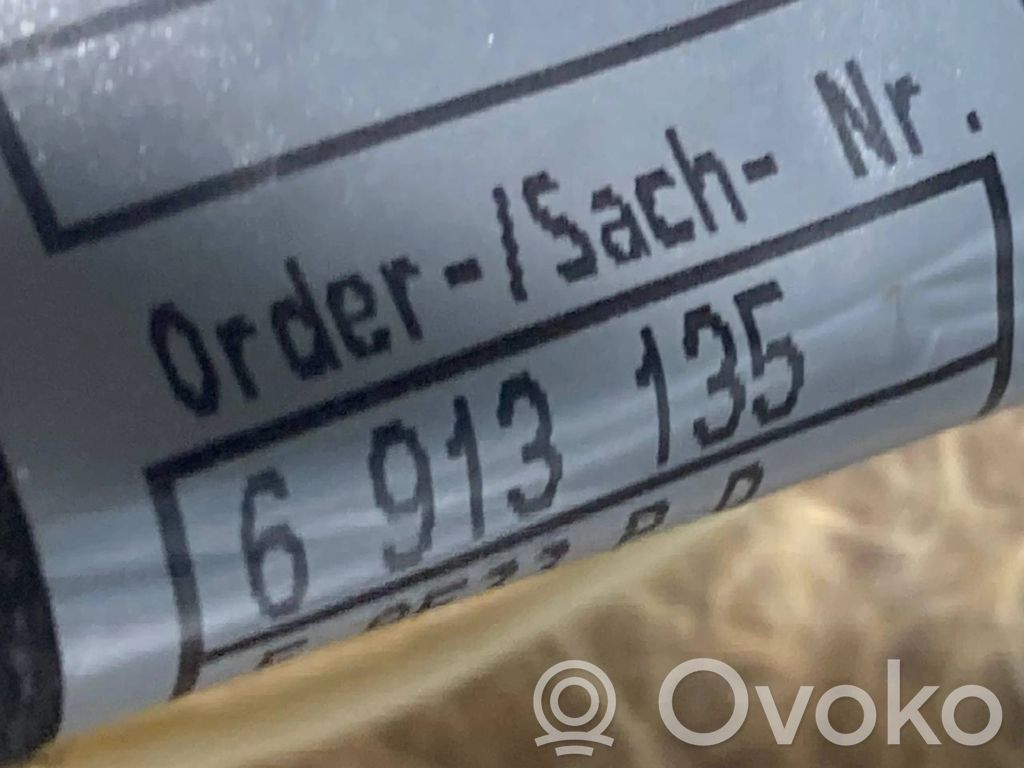 Priekšējo durvju apdare