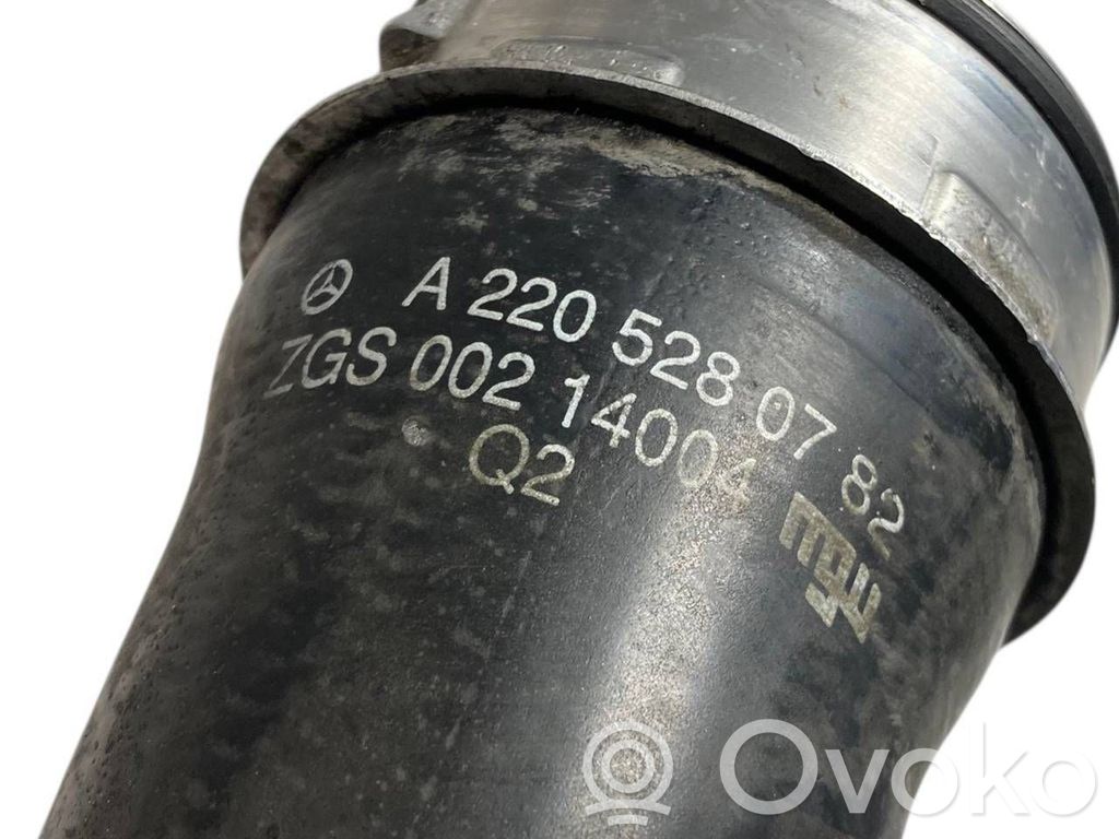 Interkūlera šļūtene (-es) / caurule (-es)