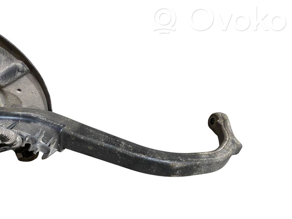 Priekšējā riteņa rumbas vārpstas šarnīrs (stupica, capfa)