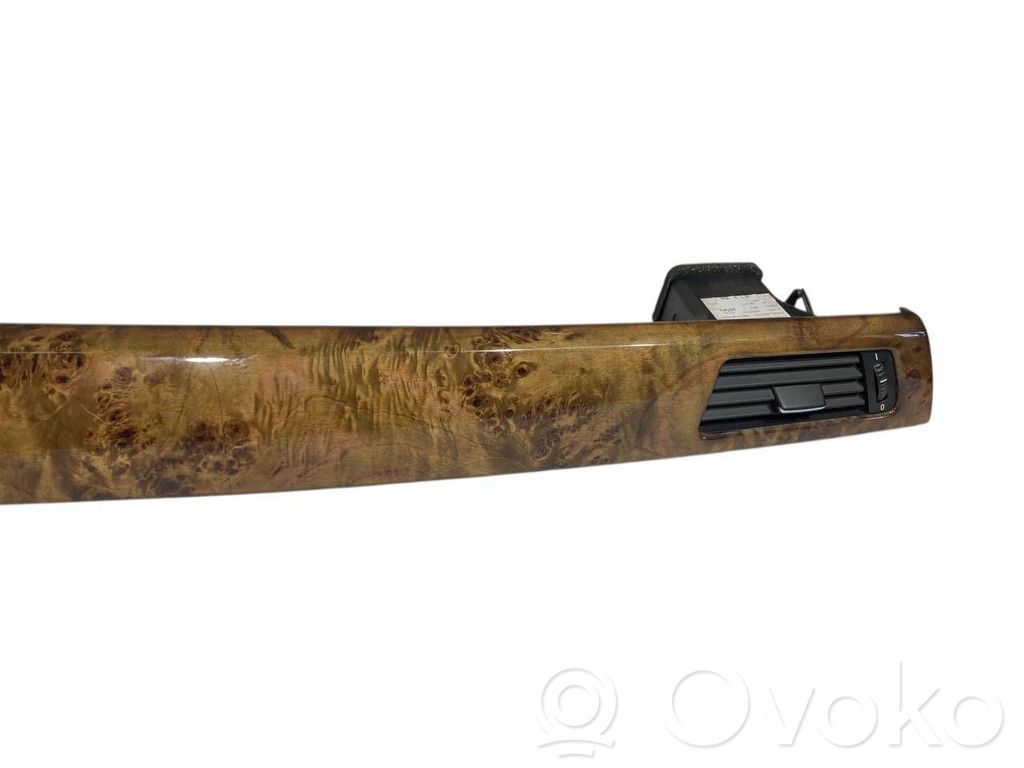 Salona dekoratīvās apdares komplekts