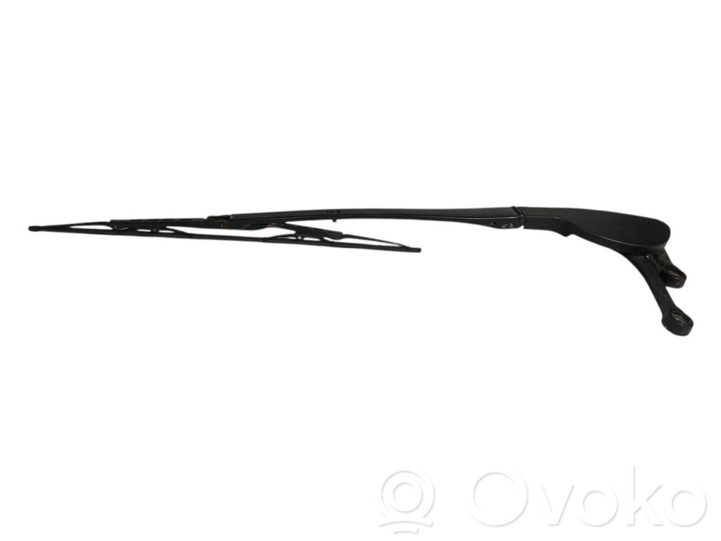 Рычаг стеклоочистителя