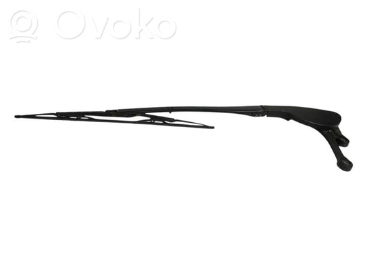 Windshield wiper arm