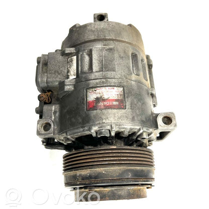 Air conditioner compressor (pump)