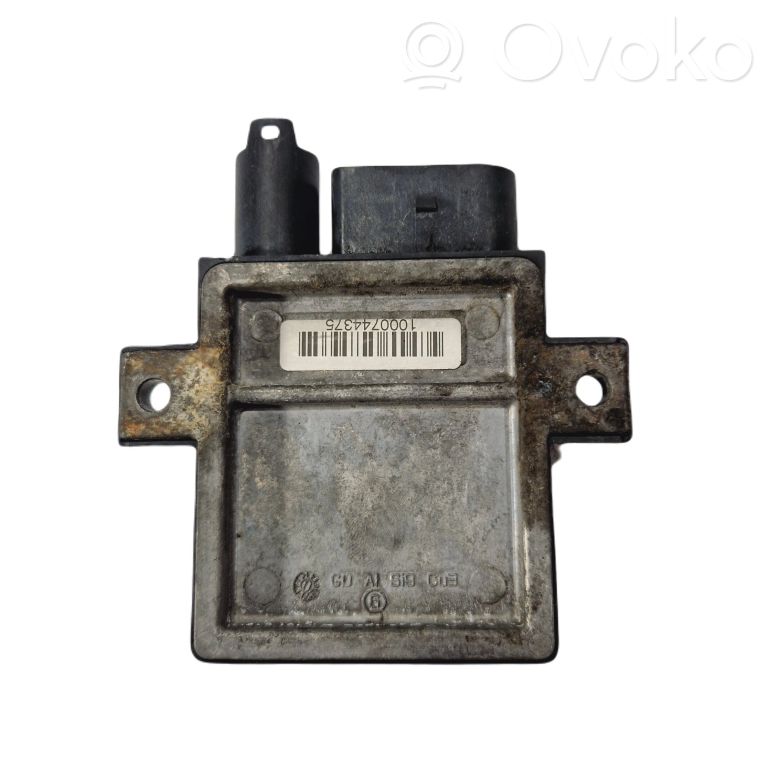 Glow plug relay