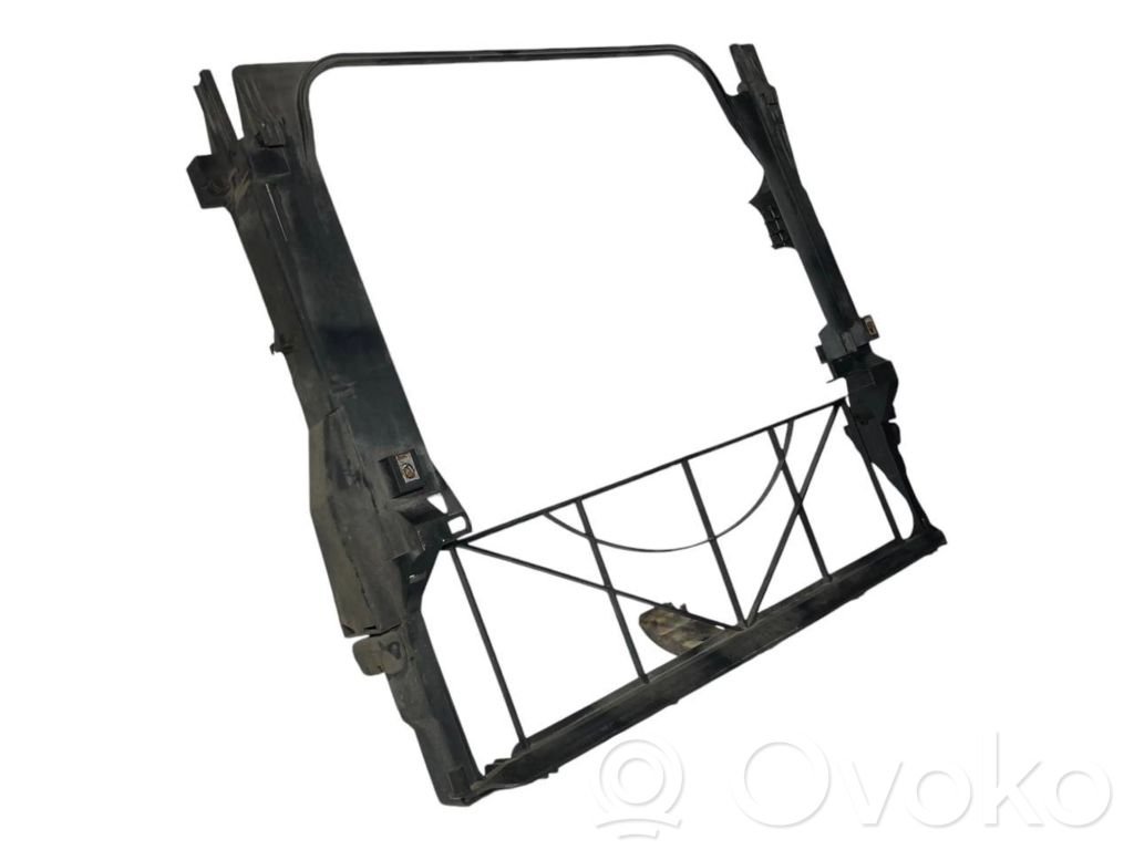 Radiator(s) holder/bracket