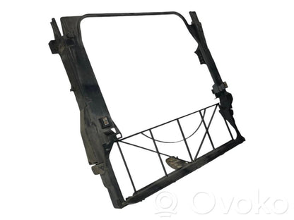 Radiator(s) holder/bracket