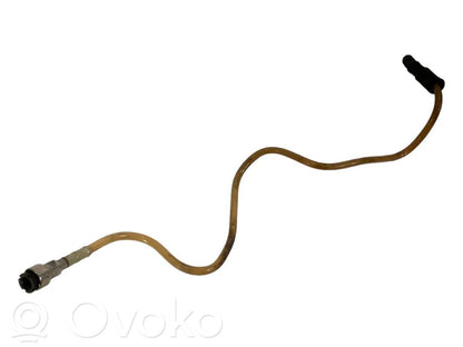 Degvielas caurulīte (-es)