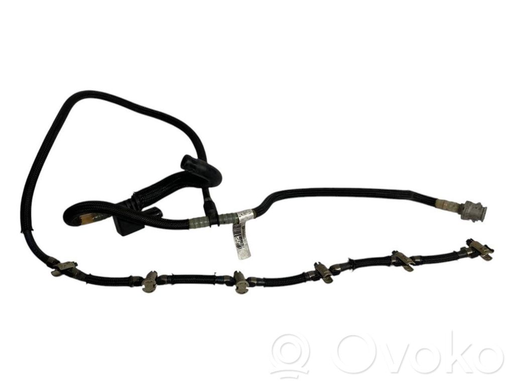 Degvielas atplūdes caurule