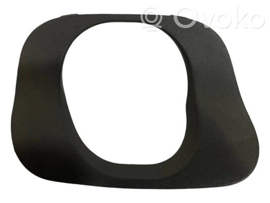 Exhaust surround trim