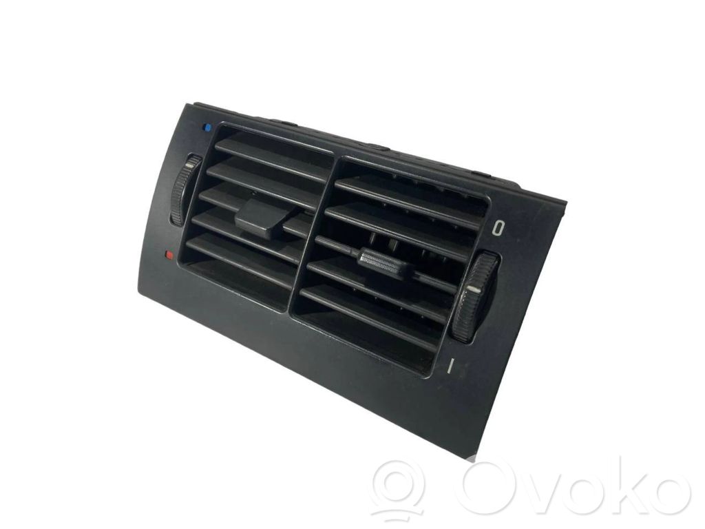 Aizmugurējā gaisa - ventilācijas reste