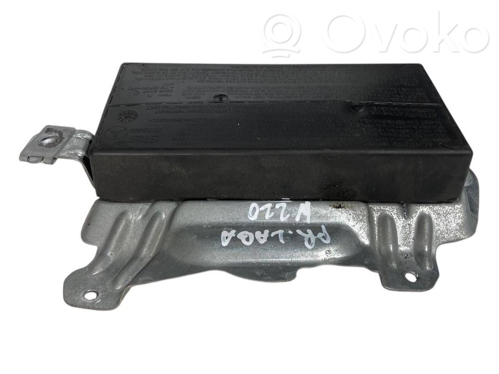 Priekšējo durvju drošības spilvens