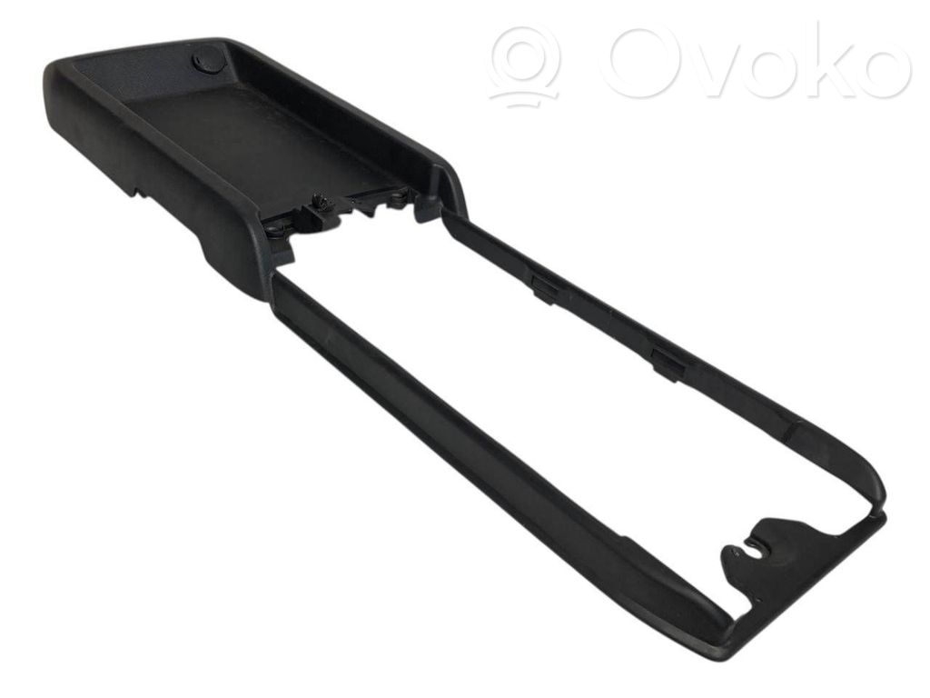 Cita veida vidus konsoles (tuneļa) elementi