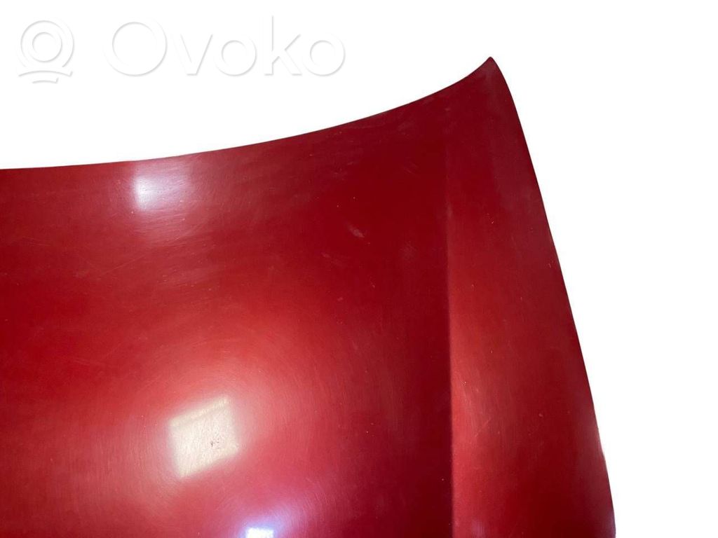 Dzinēja pārsegs (vāks)