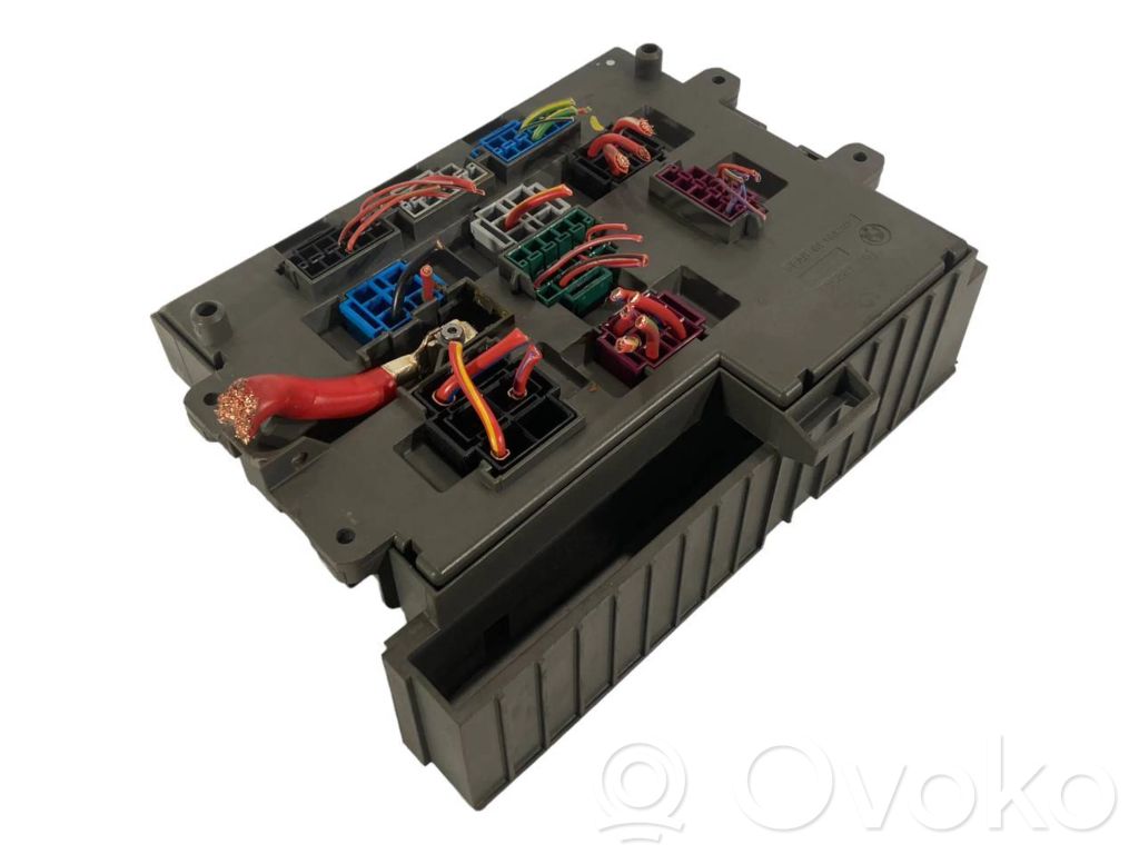 Блок предохранителей