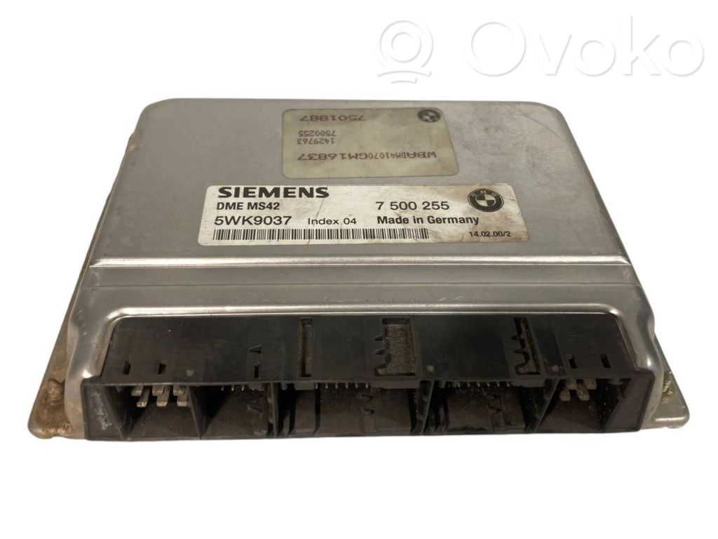 Dzinēja vadības bloks