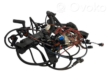 Dzinēja vadu instalācija