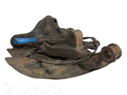 Priekšējā riteņa rumbas vārpstas šarnīrs (stupica, capfa)