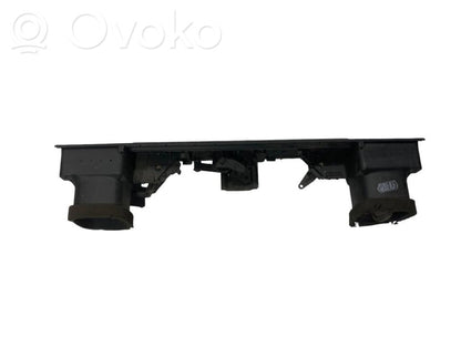 Centrālais gaisa ventilācijas režģis
