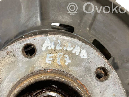 Aizmugurē riteņa rumbas vārpstas šarnīrs (stupica, capfa)