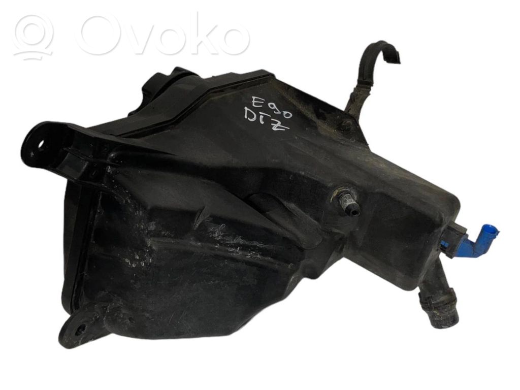 Dzesēšanas šķidruma izplešanās tvertne