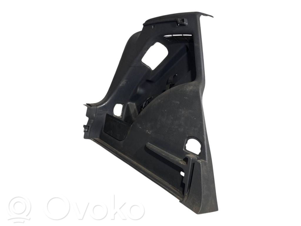 Bagāžnieka sānu apakšējās apdares panelis