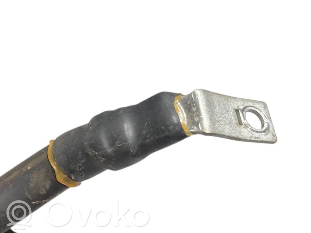 Mīnusa vads (akumulatora)