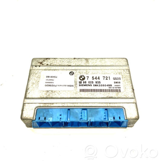 Pārnesumkārbas vadības bloks