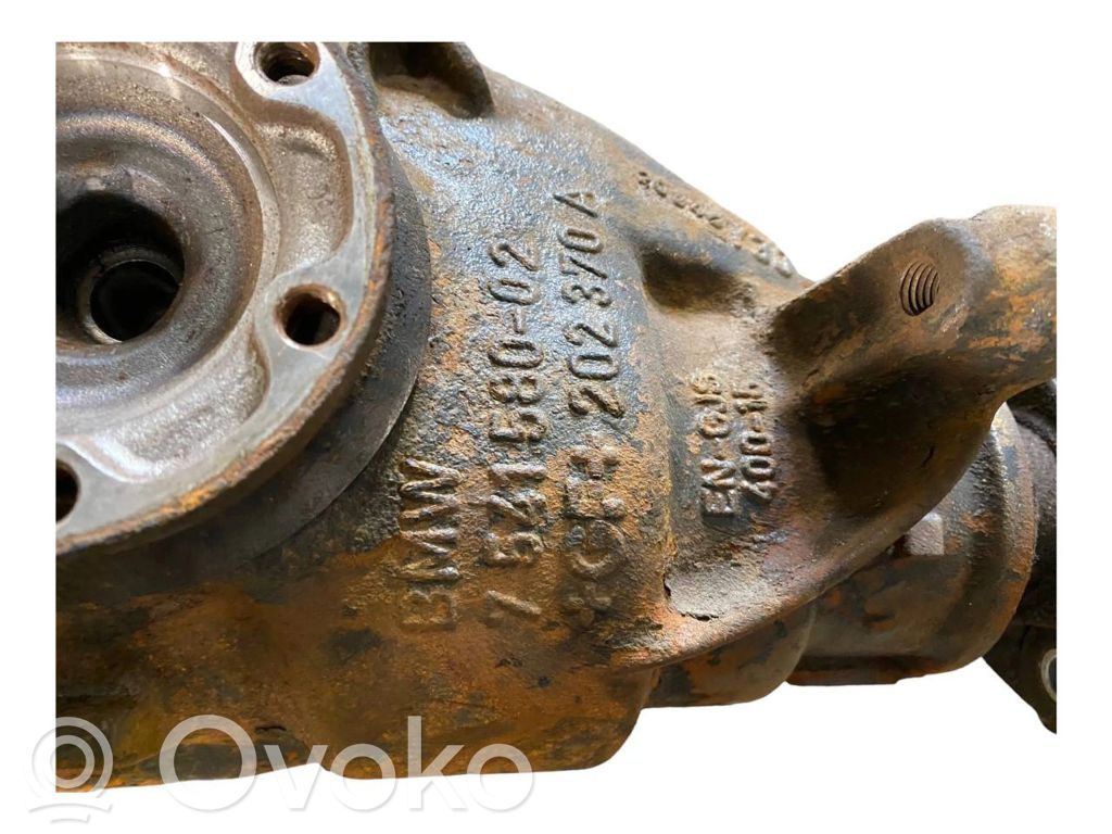 Aizmugurējais reduktors