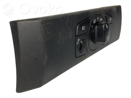 Headlight switch